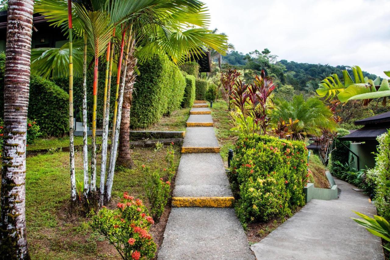 Tiki Villas Rainforest Lodge - Adults Only ウビタ エクステリア 写真