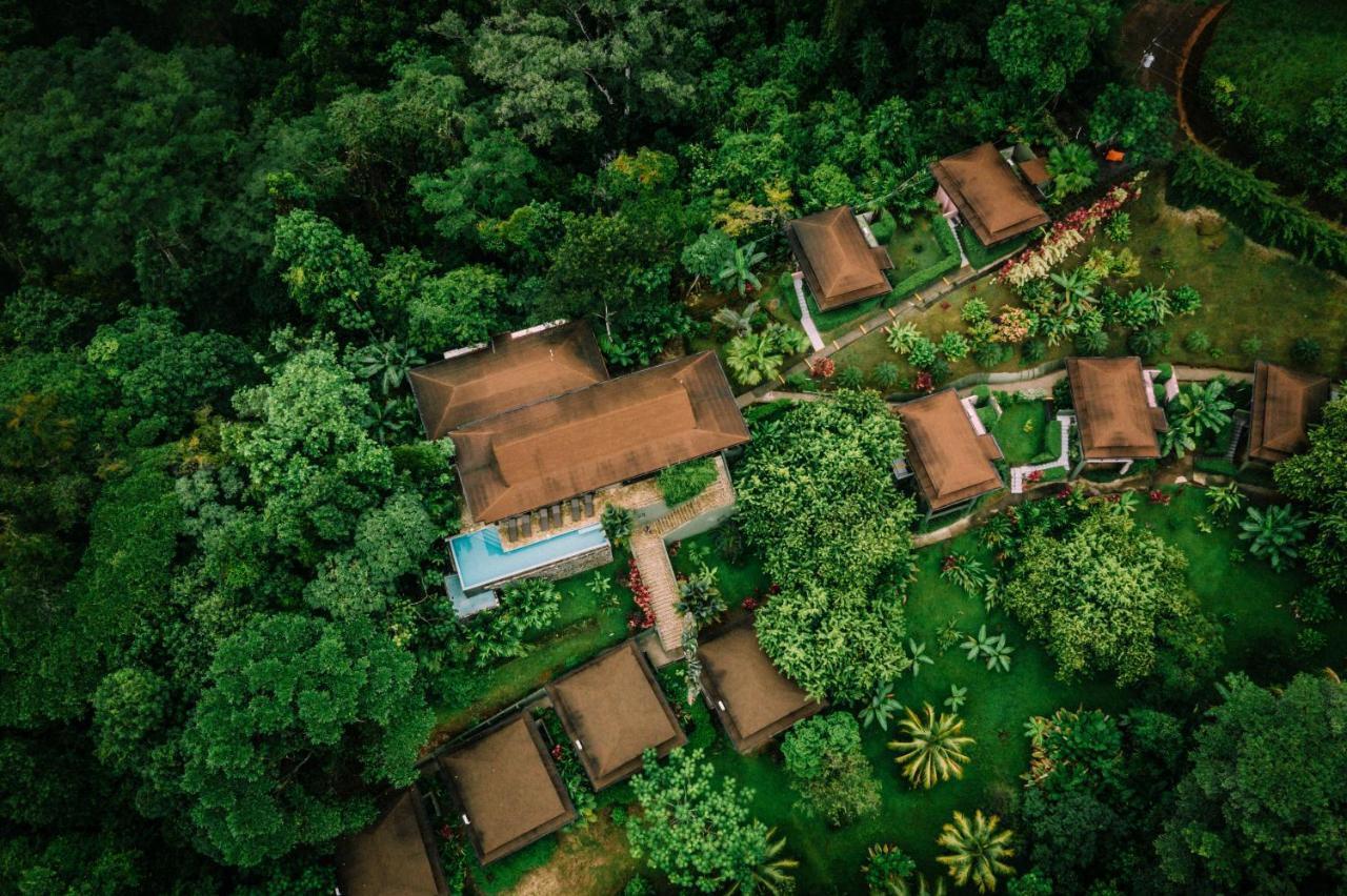 Tiki Villas Rainforest Lodge - Adults Only ウビタ エクステリア 写真